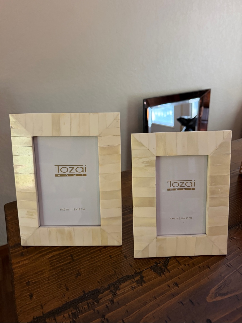 Tozai Ivory Bone Picture Frame Set